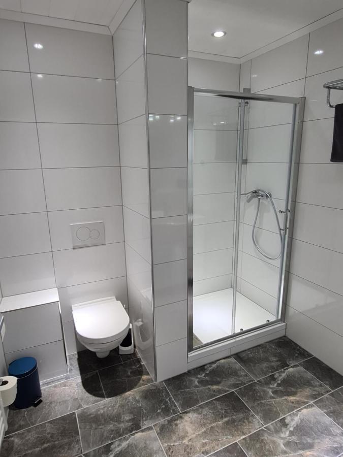 Ferienwohnung Akay Langenlonsheim Esterno foto